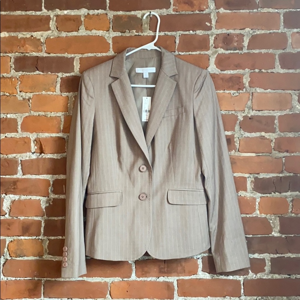 New York & Company Women’s tan blazer
